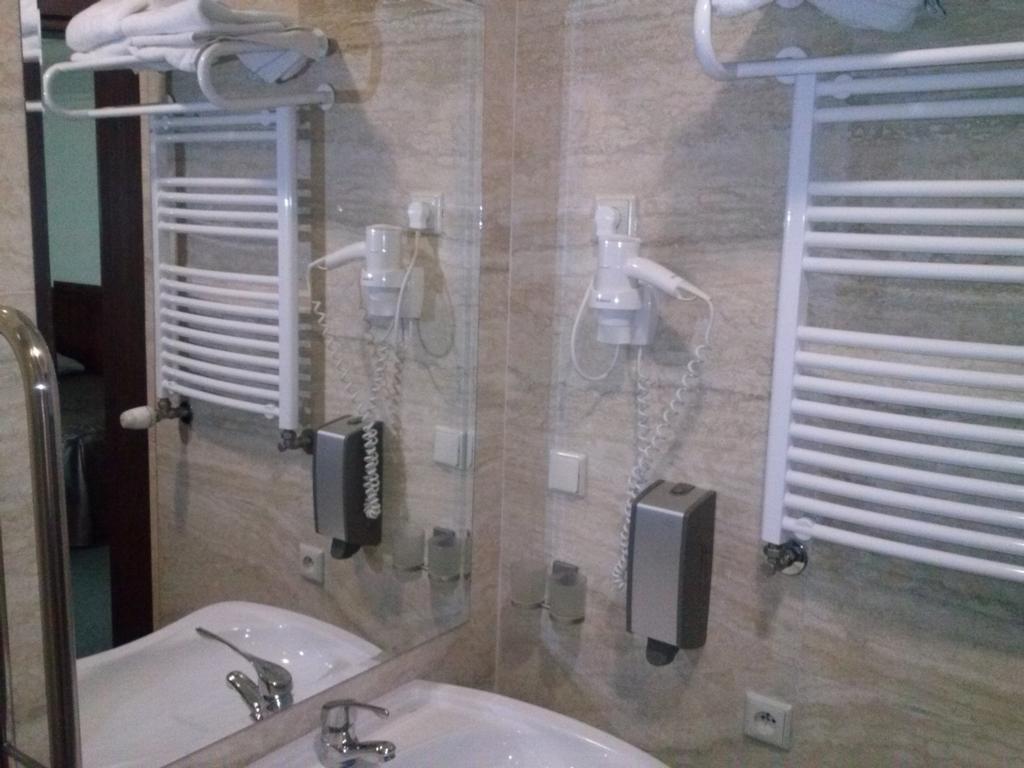 Hotel Victoria Wloclawek Phòng bức ảnh
